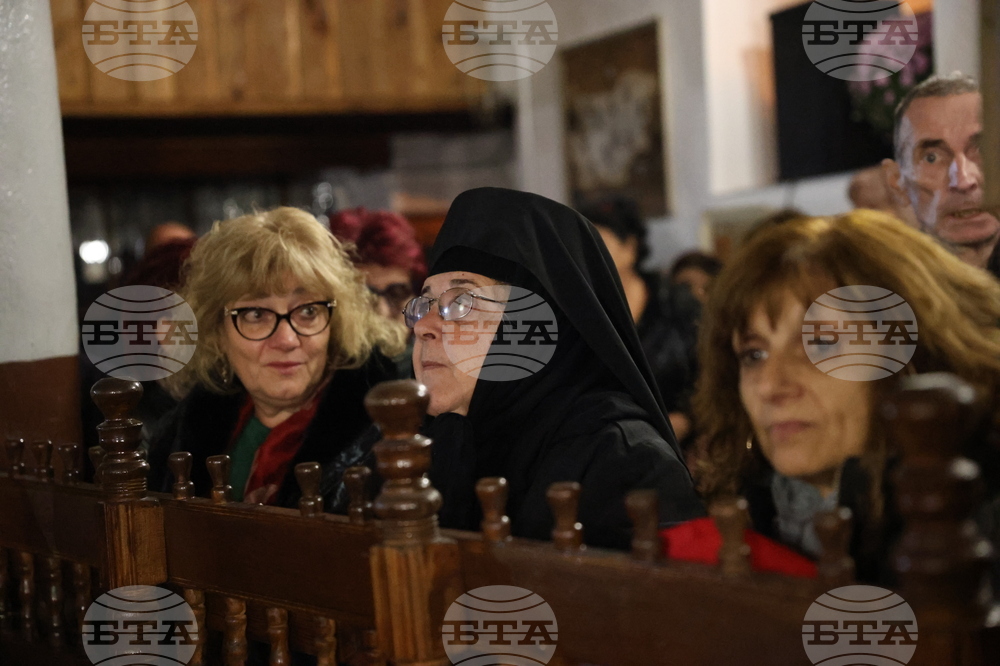 Гоце Делчев - храм „Св. Архангел Михаил“ - празнична вечерня