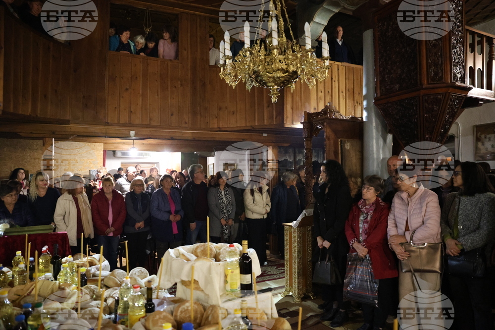 Гоце Делчев - храм „Св. Архангел Михаил“ - празнична вечерня