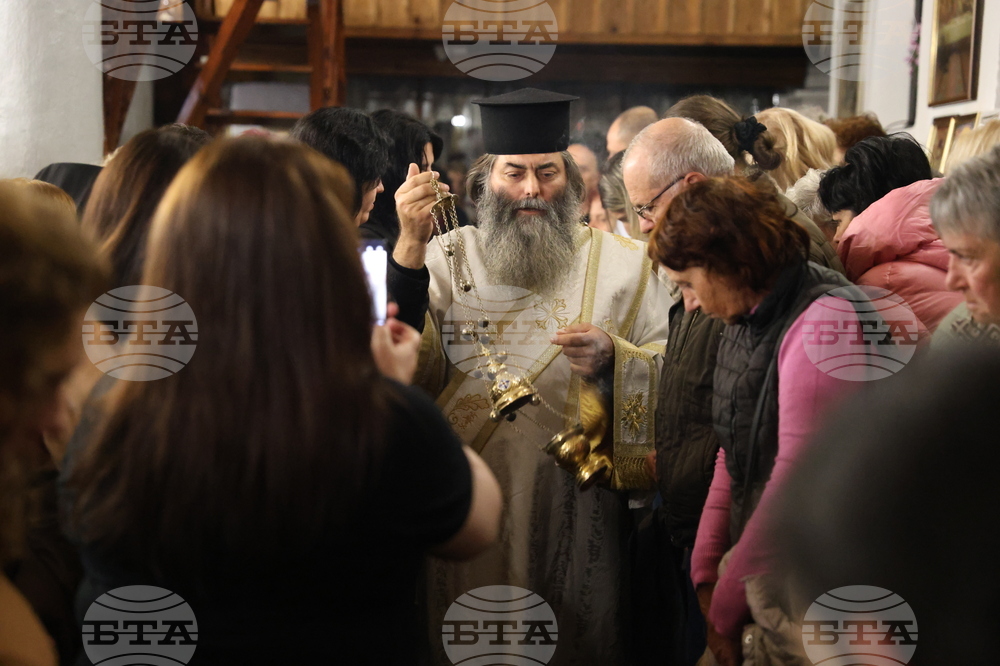 Гоце Делчев - храм „Св. Архангел Михаил“ - празнична вечерня