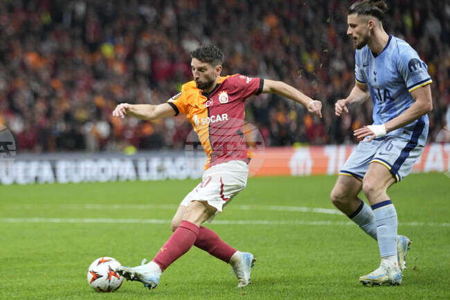 Бившият белгийски национал Дрис Мертенс обяви края на футболната си кариера