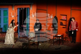 Народен театър „Иван Вазов“ - постановка „Оръжията и човекът“